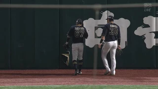 廣岡、PayPayドームのフェンスを破壊ｗｗｗｗ