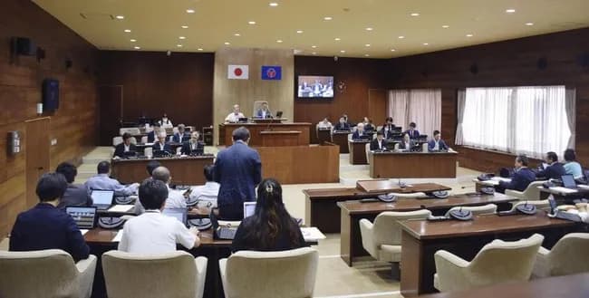 『スマホ・ゲーム機の使用は1日2時間以内』の条例が可決。10月1日より施行へｗ【愛知・豊明市】