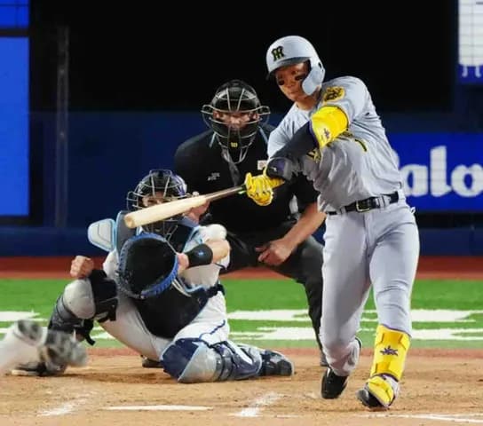 【阪神】体調不安の森下翔太が、心配吹き飛ばすド迫力フルスイング「問題ない」途中出場で安打