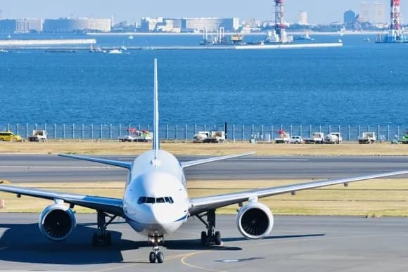 【悲報】JAL「経営陣でもパイロットには意見できないんや…」←これやばくないか・・・・？