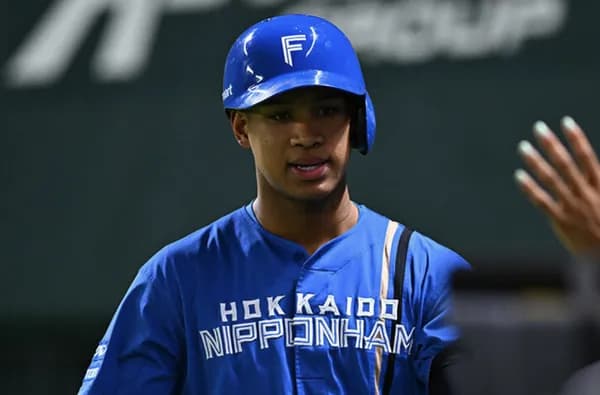 日本ハム万波中正が登録抹消...進藤勇也が1軍昇格