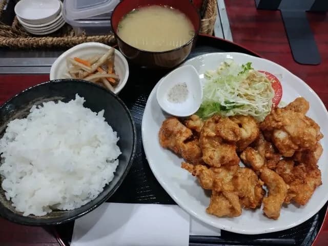 正直、唐揚げでご飯食えるか？