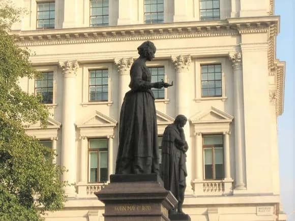 【疑問】歴史上の偉大な人物に「女」がいない理由・・・・・・・・・