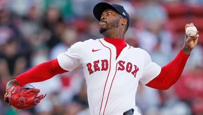 アロルディス・チャップマン(37) 防御率1.17 WHIP0.70