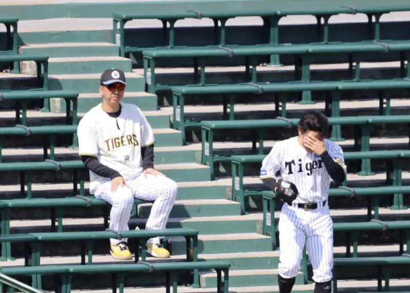 阪神・糸原健斗、引退か 『球児と握手した後に涙』