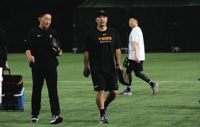 巨人、ＣＳに秘密兵器・長野久義（40）招集。阿部監督「短期決戦は経験。代打で使う」