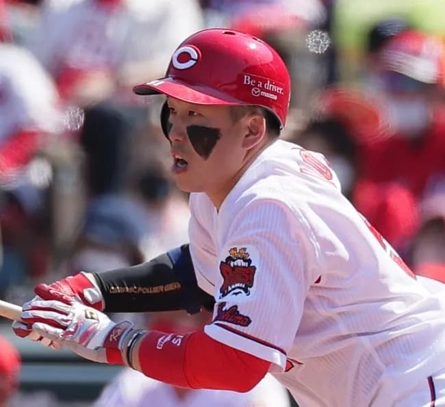 【悲報】セ・リーグ首位打者小園、ベストナインを逃しそう