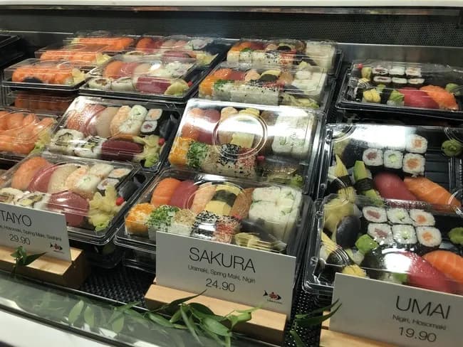 【画像】海外のパック寿司の価格、限界突破wwwwwwwwwww