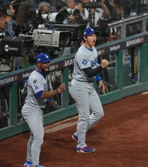 【MLB】佐々木朗希が9回締め初セーブ！　大谷翔平は6回3失点でPS初二刀流で初勝利！　ドジャース逆転で先勝