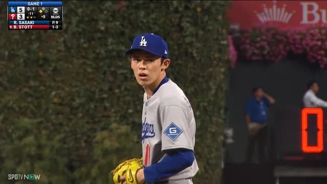 佐々木朗希「23歳のルーキーなのに世界一の球団ドジャースでクローザーやってます」←こいつw