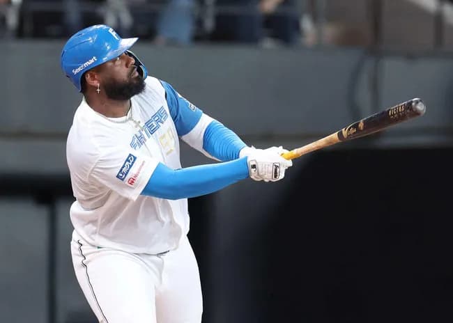 パ・リーグ打撃タイトル 日本ハム・レイエス本塁打＆打点の２冠、ソフトバンク牧原大成が首位打者