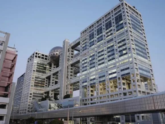 【朗報】フジテレビ、来週開始予定のAぇ!groupさん達の冠番組をそのまま番組表に載せるｗｗｗｗｗｗ