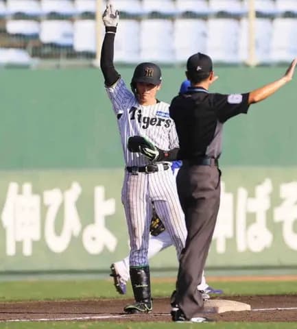 阪神・高寺望夢、意地の2点三塁打「最後に一本出てよかった」