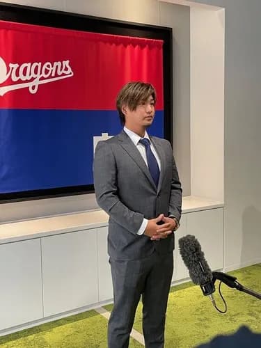 【悲報】中日・佐藤龍世、移籍から４か月で戦力外