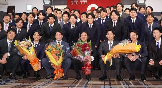 【広島巨人】長野久義の人望が一目で分かる画像ｗｗｗ【引退会見】