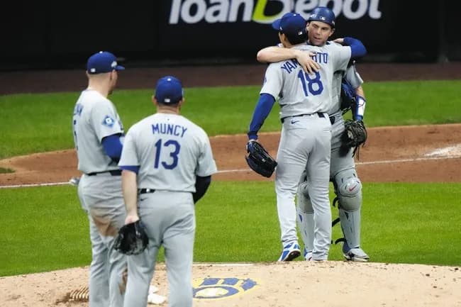 ブルワーズ「山本由伸を早く降ろしてリリーフを引っ張り出せば勝てる」→完投負け