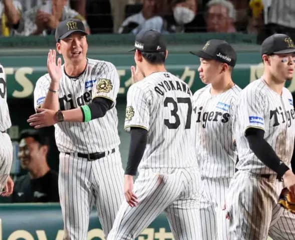 阪神 藤川球児監督が「よく分かりませんでした」近本光司のビックリ三盗をたたえる「非常に集中力高くタイガースらしい野球」