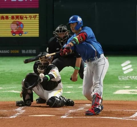 日本ハム 2年目捕手の進藤がCS自身初安打「迷わず思い切っていけた」名字の読みは「しんとう」