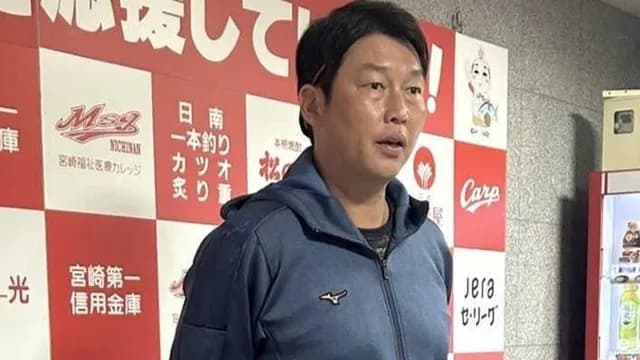 カープ新井監督「小園以外ポジションは白紙」佐々木泰が外野を守る新オプションも想定