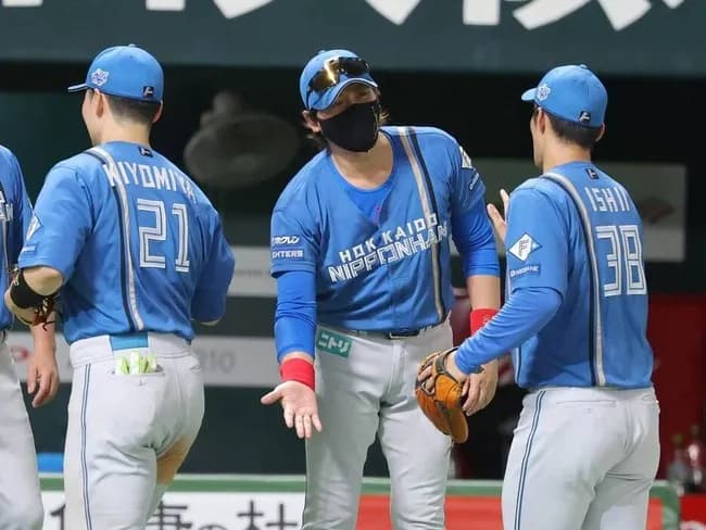 【パCS】新庄剛志監督「今日も明日も選手に聞いてちょうだい!!」取材対応なし