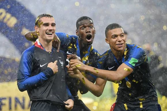 【画像】サッカーフランス代表、あまりに隙がないｗｗｗｗｗｗ