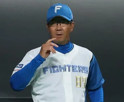 【日本ハム】八木打撃コーチ　今季限りで退団