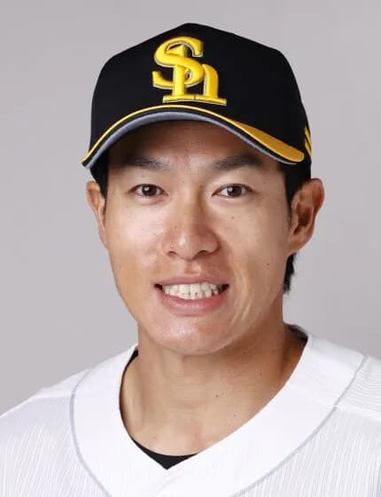 柳田悠岐(37歳) 通算打率.312 安打1616 本塁打268 OPS.943←これ