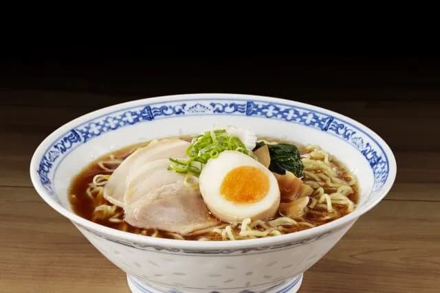 家で醤油ラーメンのスープを簡単に作るとしたらどうすればええんや?