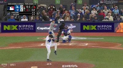 【WS第2戦】大谷翔平、第四打席でPS５試合連続安打となるライト前ヒット！！！！！！！！！！！！