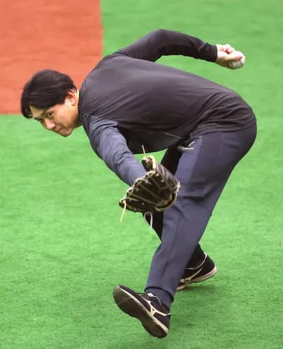 【巨人】阿部監督、平内をアンダースローに転向させる