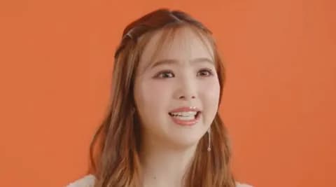 藤田ニコル(27)「石破さんが言ってることは難しくてわからない。でも高市さんは私にも理解できる」