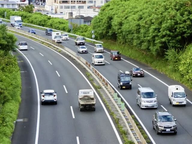 エンジンブレーキって迷惑なのか？