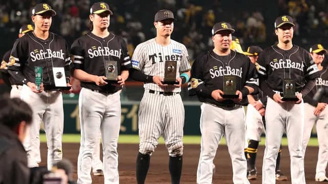 元カープSB藤井皓哉、日本シリーズ『優秀選手賞』獲得！カープファンからも祝福の声