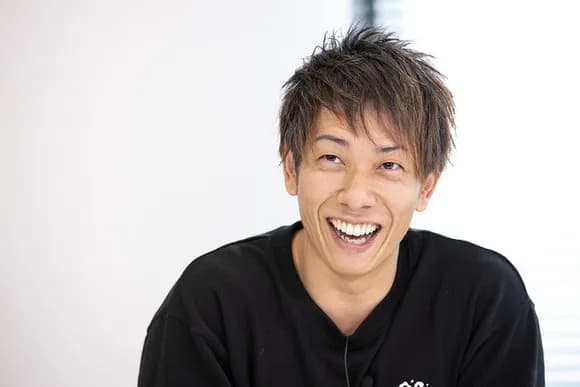 【悲報】しみけん「匿名で誹謗中傷する人の特徴あげます」