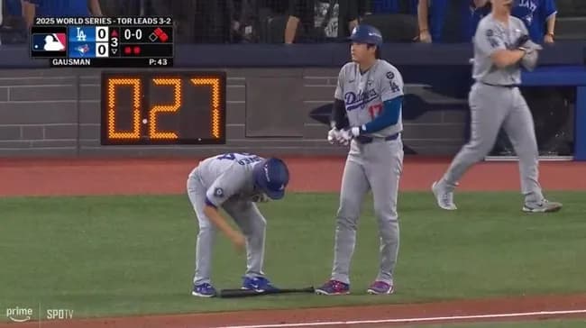 【WS第6戦】大谷翔平、第二打席は2アウトランナー二塁で申告敬遠→続くスミスが先制タイムリーツーベース！！！！！！！！！！！！！！！！！