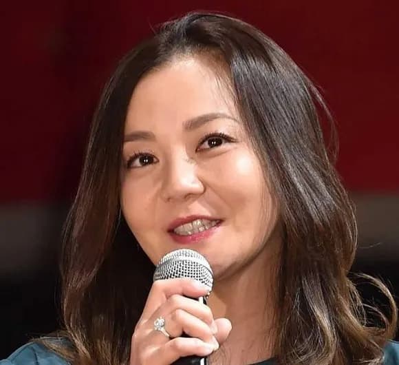 【悲報】華原朋美さん、痩せたのにどこかおかしいと話題に・・・・・・・・・・・・・・・