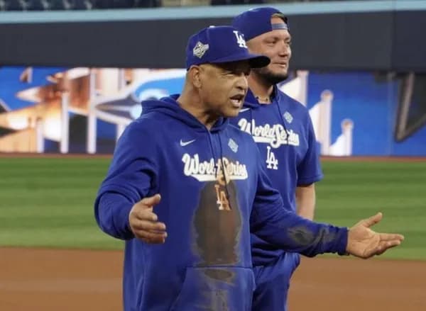 WS連覇したロバーツ監督、最優秀監督賞の候補にすらノミネートされず