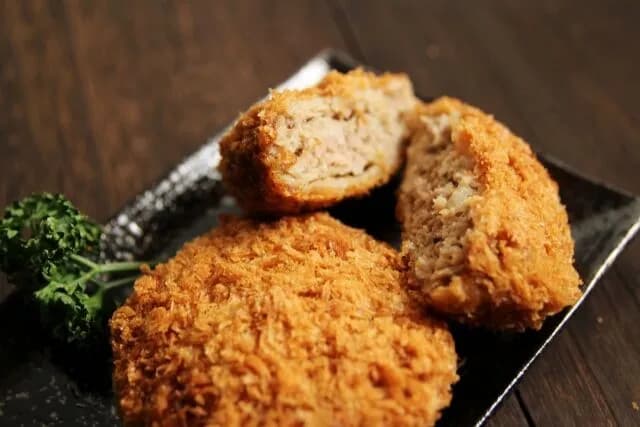 ６０～７０点の揚げ物　←　なにそうぞうした？