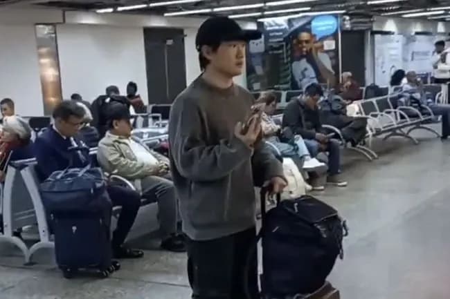 F1界の大谷翔平こと角田裕毅さん、ブラジルの空港でボッチになる