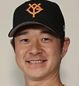 中川皓太(31)防御率2.24 52.1回←これ巨人から抜けて阪神に移籍したら来年も圧勝だろ