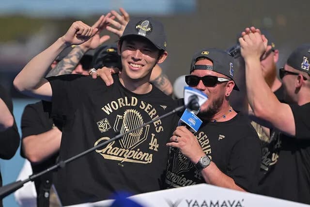 ロハス「佐々木朗希はチームで一番下手だから俺が指導する」