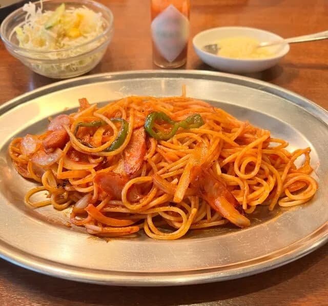 【悲報】ナポリタン🍝大好きワイ、『ナポリタン好きは高齢者』という事実に発狂してしまう
