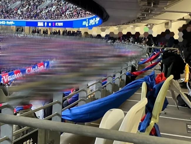 【悲報】Jリーグサポーター、車椅子ユーザーに国立競技場の車椅子エリアを占領したのがバレて炎上