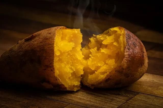 最近の焼き芋ってねっとり派が優勢なんか?