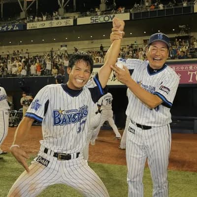 De桑原将志(32).284 6本27打点　1億2000万Ｂランク