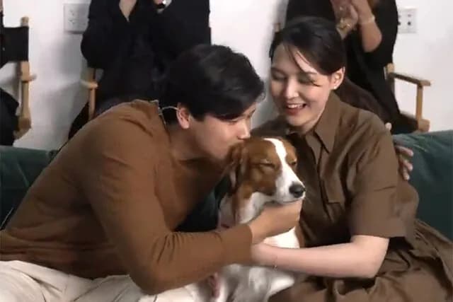 【悲報】大谷さん、MVP受賞で真美子じゃなくデコピンにキスをして炎上