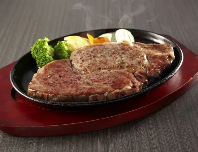 なあ、ビーフステーキて正直美味いか？