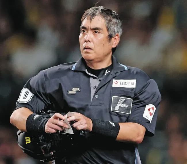 【朗報】NPB最優秀審判に『白井一行』が選出される「判定技術、正確性、安心感がある名審判」