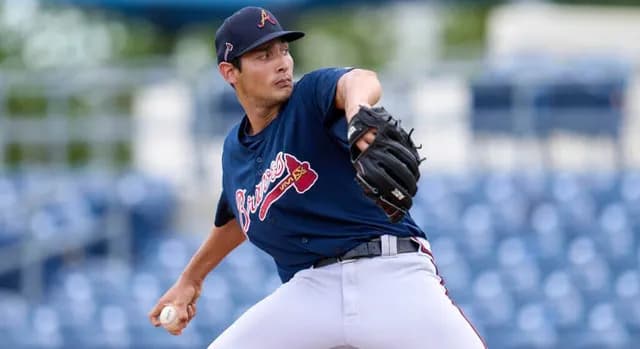 カープ新外国人候補フレディ・ターノック！妻が球団インスタフォローで鯉党ざわつく