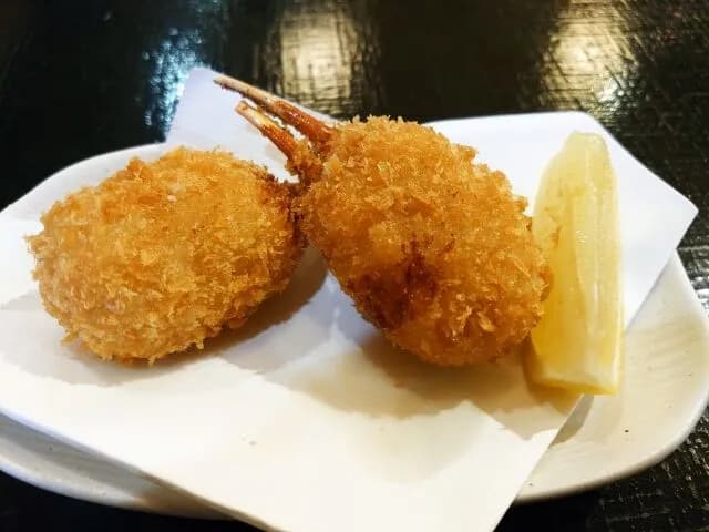 カニクリームコロッケにかけるソース…正解がない…